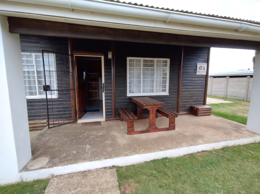 4 Bedroom Property for Sale in C Place Eastern Cape